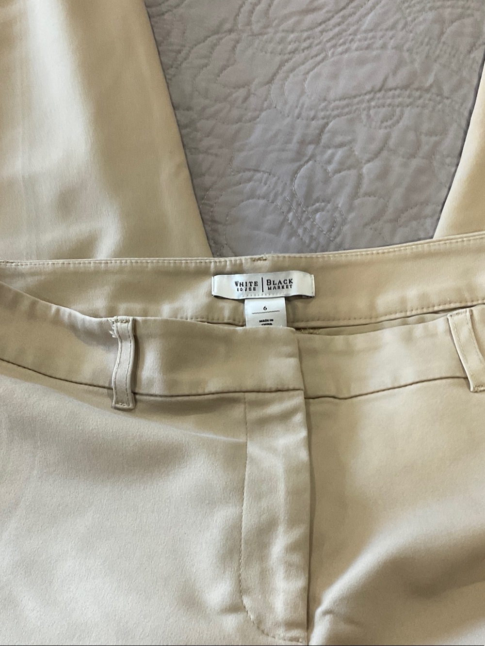 White House Black Market Women's Straight Leg Pants in Light Beige